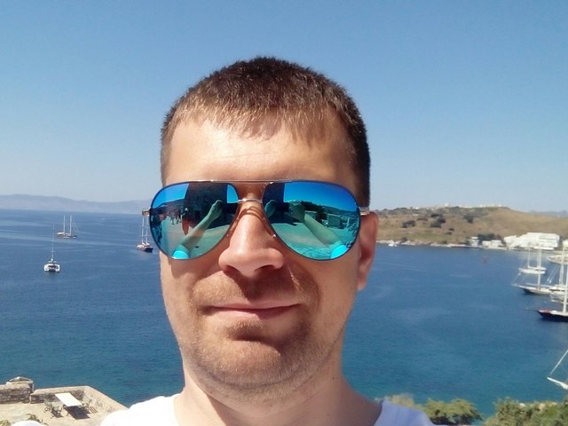 Андрей Алферов